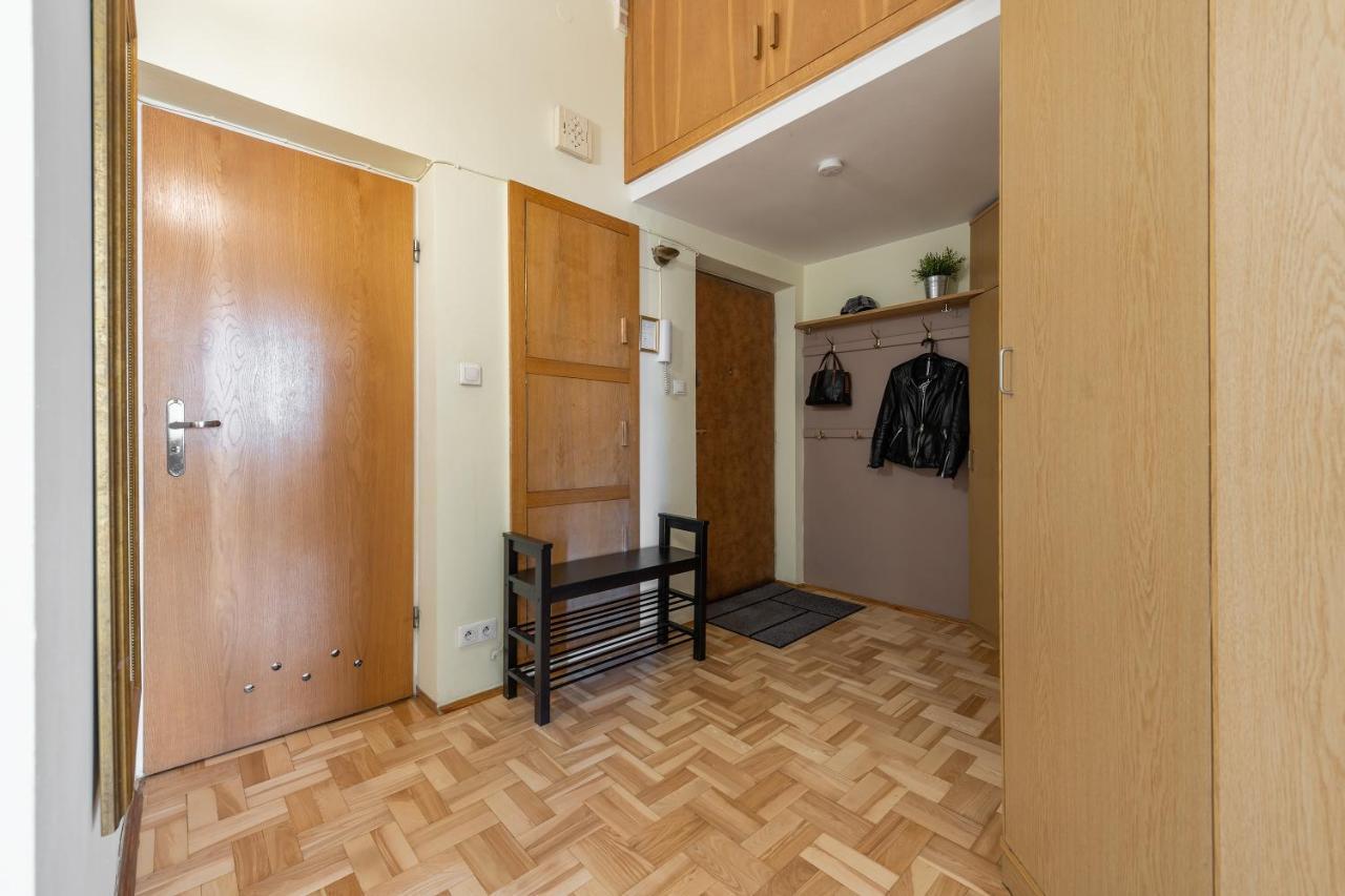 Two Bedroom Apartment For 6 People Warsaw Exterior photo